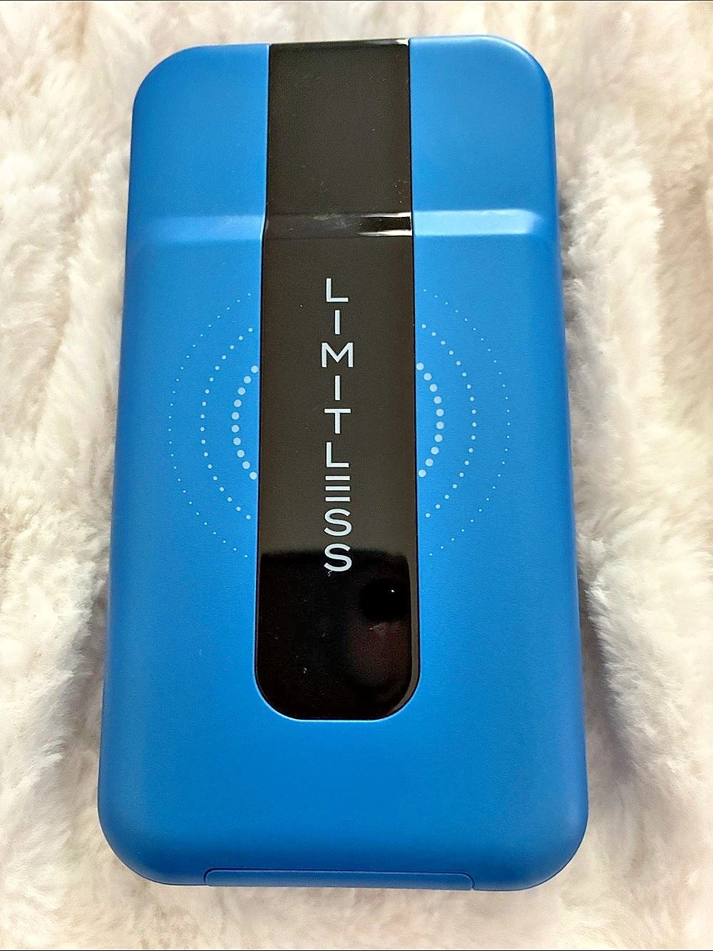 Limitless  
15,000mAH&15W
WIRELESS CHARGE POWER BANK w/AC PLUG